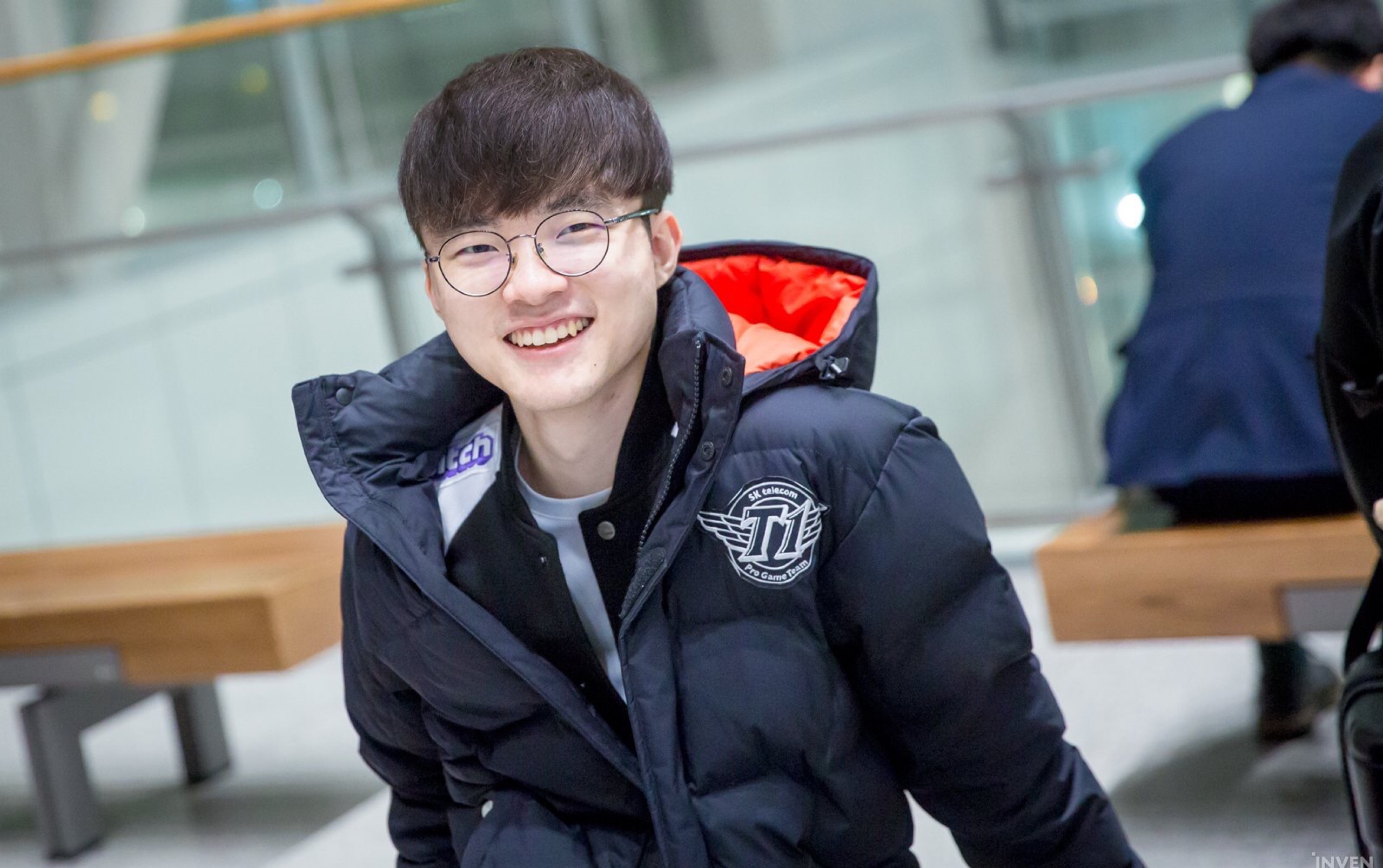 Hope ：打JDG 下路就希望我们两边能打得比较精彩点吧